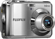 Máquina digital Fujifilm FinePix AV150 - Frente - Cortesia da Fujifilm, editada pelo Câmera versus Câmera