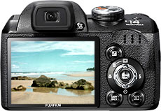 Máquina digital Fujifilm FinePix S4000 / Fujifilm FinePix S4050 - Foto editada pelo Câmera versus Câmera