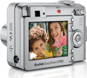 Câmera digital Kodak EasyShare C743 - Cortesia da Kodak, editada pelo Câmera versus Câmera