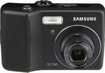 Câmera digital Samsung S730 - Cortesia da Samsung, editada pelo Câmera versus Câmera