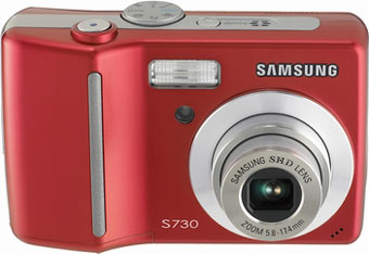 Câmera digital Samsung S730 - Cortesia da Samsung, editada pelo Câmera versus Câmera