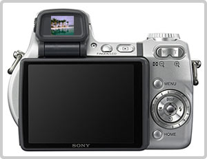 Câmera Sony H9, equipada com visor eletrônico