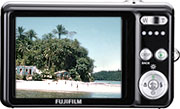 Máquina digital Fujifilm FinePix J30 - Costas - Cortesia da Fujifilm, editada pelo Câmera versus Câmera