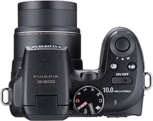 Câmera digital Fujifilm FinePix S1500 - Topo - Cortesia da Fujifilm, editada pelo Câmera versus Câmera