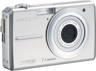 Câmera digital Olympus FE-220 / Olympus X-785 - Cortesia Olympus, editada pelo Câmera versus Câmera