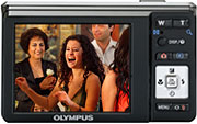 Máquina digital Olympus X-920 / FE4000 - Costas - Cortesia da Olympus, editada pelo Câmera versus Câmera
