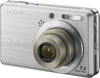 Câmera digital Sony Cyber-shot DSC-S750 - Cortesia Sony, editada pelo Câmera versus Câmera