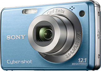 Câmera digital Sony Cyber-shot DSC-W220 - Azul, Diagonal - Cortesia Sony, editada pelo Câmera versus Câmera