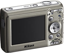 Nikon Coolpix L11 - Edição Câmera versus Câmera